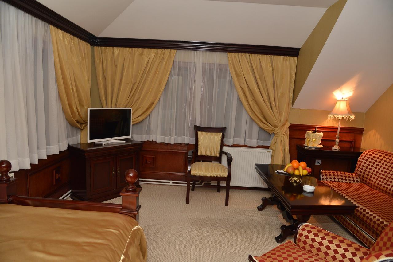 Hotel Zlatarski Zlatnik Нова-Варош Экстерьер фото