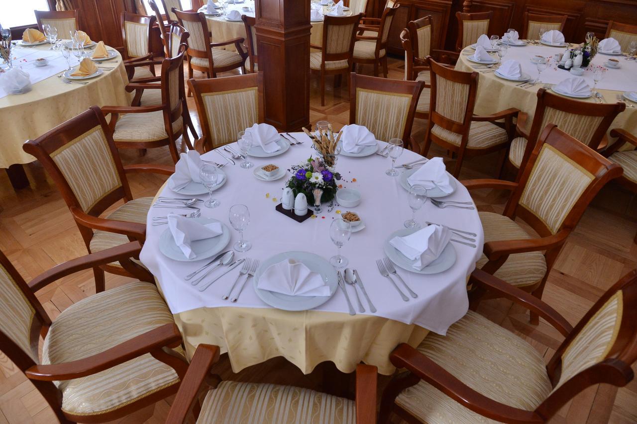 Hotel Zlatarski Zlatnik Нова-Варош Экстерьер фото